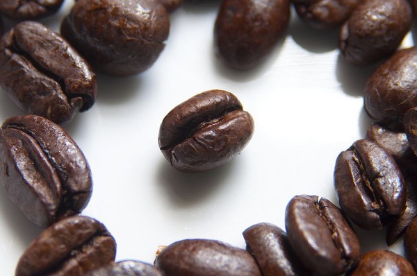 Ranking ekspresów ciśnieniowych na kawę mieloną do 500zł